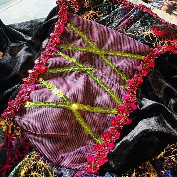 Kids Glitter Hallows Eve Witch Costume Various Sizes - Picture 3 of 14